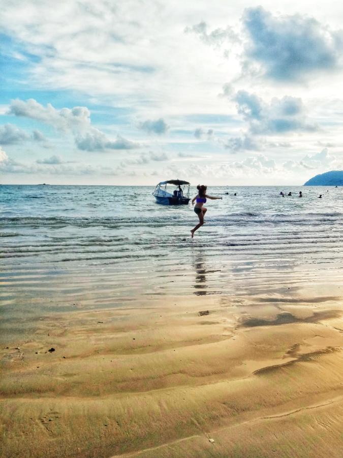 Zeala Asmara Motel Kuah Bagian luar foto