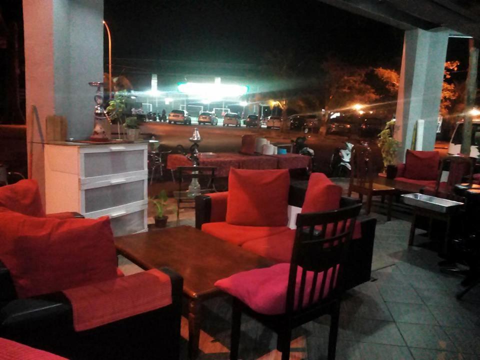 Zeala Asmara Motel Kuah Bagian luar foto